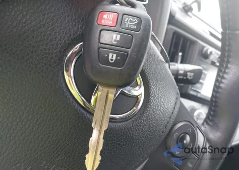 2016 Toyota Rav4 Xle from USA, damaged, VIN 2T3RFREV9GW459628